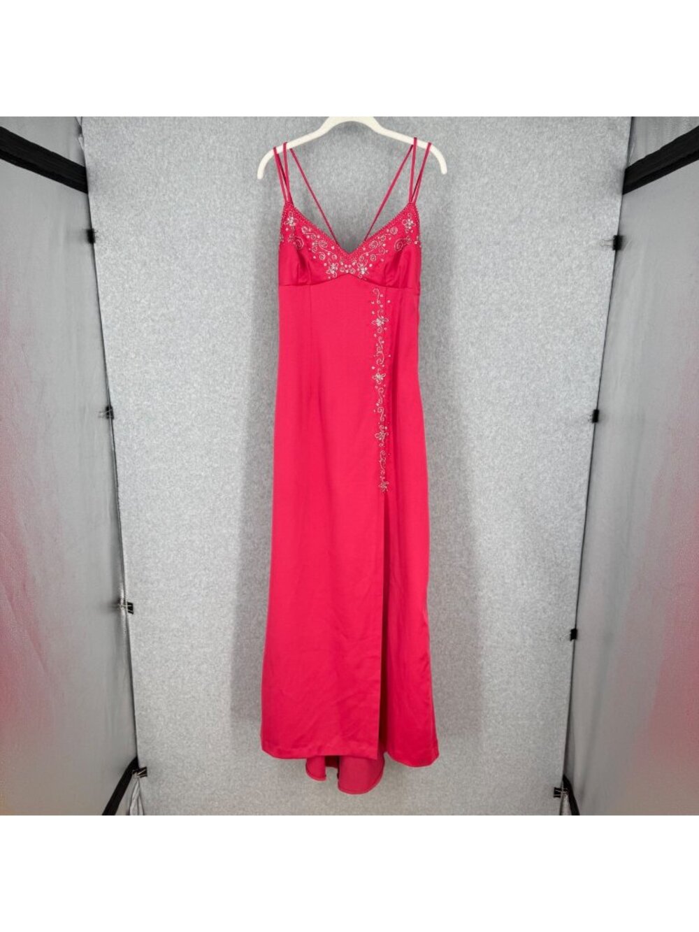 A Fortiori Y2K Babydoll Maxi Formal Prom Dress Size 11/12 Hot Pink Beaded Sequin
